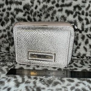 Kenneth Cole Reaction Trifold Shimmer Wallet